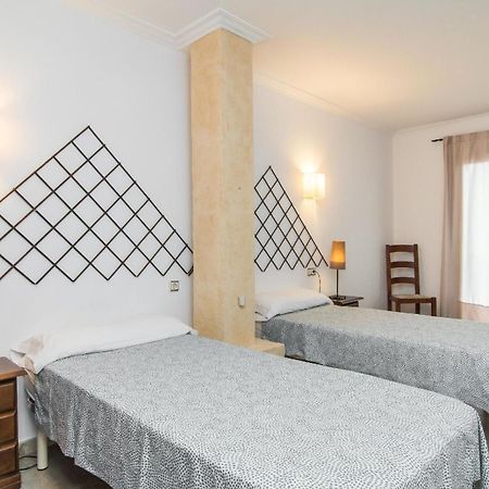 Ferienhaus Fuer 12 Personen Ca 400 M In Son Macia, Balearen Mallorca Kültér fotó